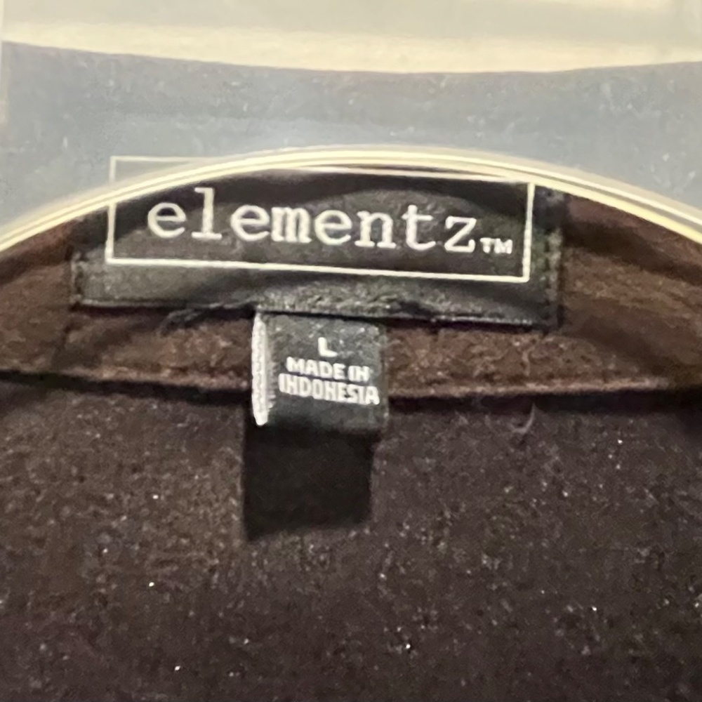 Elementz Size L, Brown Jacket buttons up the front - Picture 4 of 9